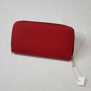 😍3/$25 🆕️ Red Wallet